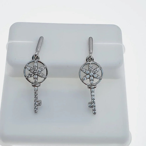 Amazon.com: SLUYNZ Solid 925 Sterling Silver Sparkling Cubic  925 sterling silver luxury CZ earrings for women/girls, Best for gRJUS215